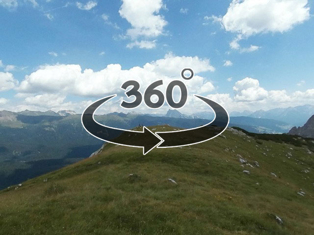www.comelicotrekking.com