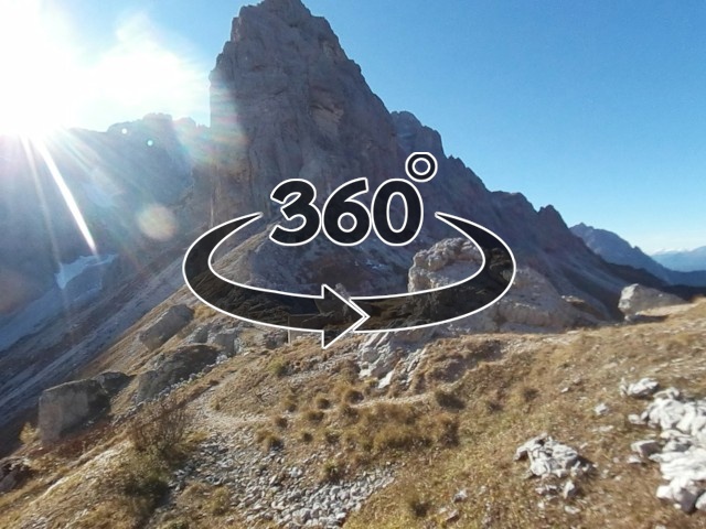www.comelicotrekking.com